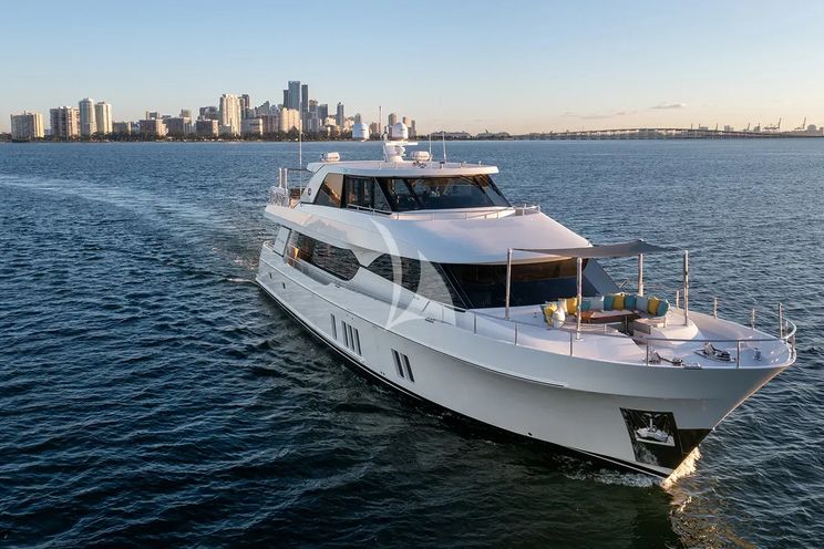 Charter Yacht SEA N SEA - Ocean Alexander 100 - 4 Cabins - Nassau - Exumas - Bahamas