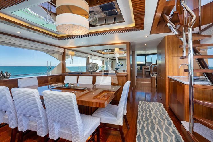 Charter Yacht SEA N SEA - Ocean Alexander 100 - 4 Cabins - Nassau - Exumas - Bahamas