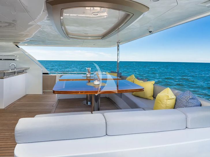 SEA N SEA Ocean Alexander 100 - main aft deck SEA N SEA Ocean Alexander 100 - main aft deck