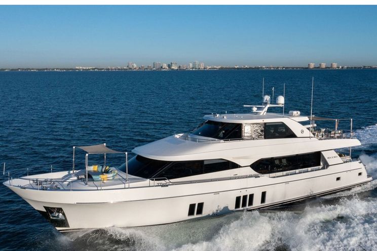 Charter Yacht SEA N SEA - Ocean Alexander 100 - 4 Cabins - Nassau - Exumas - Bahamas