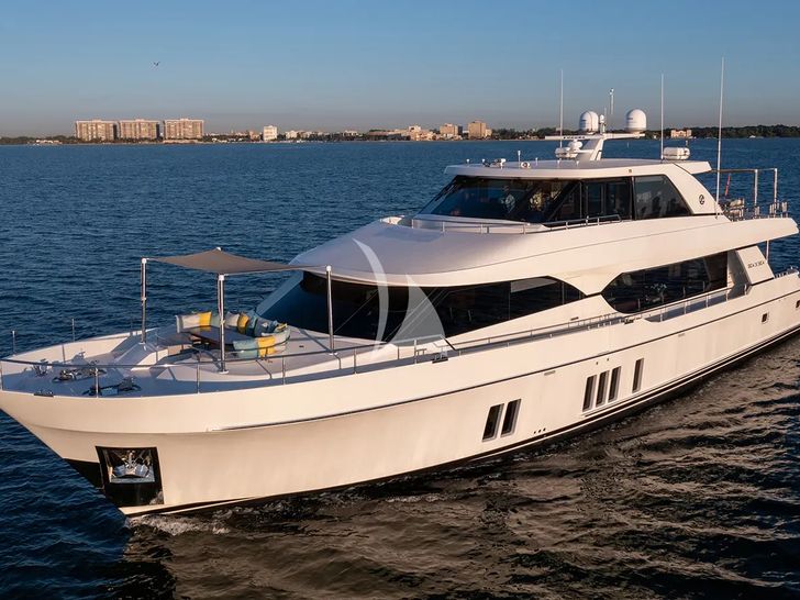 SEA N SEA Ocean Alexander 100 - side profile SEA N SEA Ocean Alexander 100 - side profile