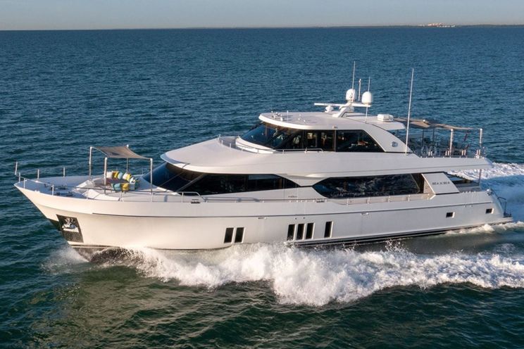 Charter Yacht SEA N SEA - Ocean Alexander 100 - 4 Cabins - Nassau - Exumas - Bahamas