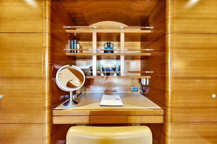 Charter Yacht SEASCAPE V - Benetti Vision 145 - 5 Cabins - Nassau - Exumas - Bahamas - Caribbean
