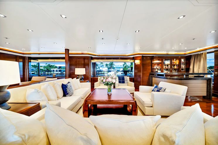 Charter Yacht SEASCAPE V - Benetti Vision 145 - 5 Cabins - Nassau - Exumas - Bahamas - Caribbean