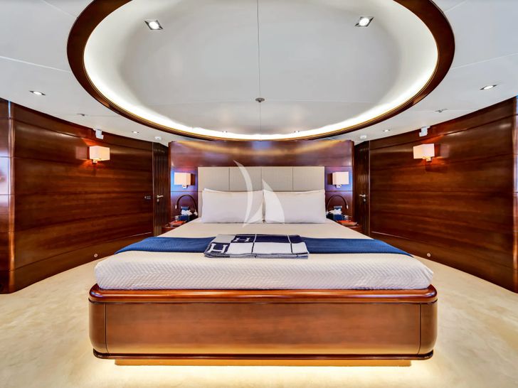 SEASCAPE V Benetti Vision 145 - master cabin SEASCAPE V Benetti Vision 145 - master cabin