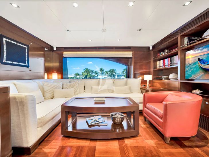SEASCAPE V Benetti Vision 145 - sky deck TV lounge SEASCAPE V Benetti Vision 145 - sky deck TV lounge