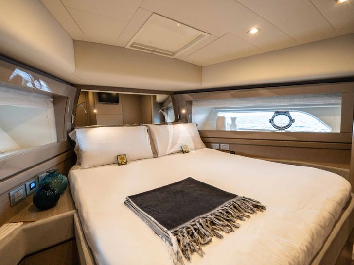 SEA SONS Ferretti 700 - VIP cabin 1 SEA SONS Ferretti 700 - VIP cabin 1