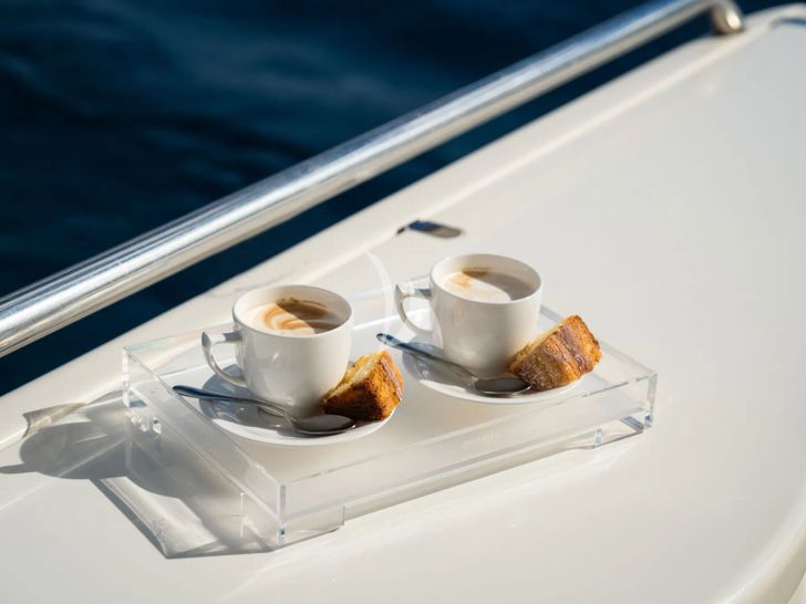 SEA SONS Ferretti 700 - breakfast SEA SONS Ferretti 700 - breakfast