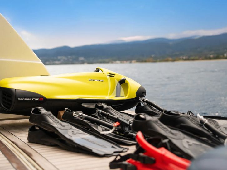 SEA SONS Ferretti 700 - sea bob and fins SEA SONS Ferretti 700 - sea bob and fins