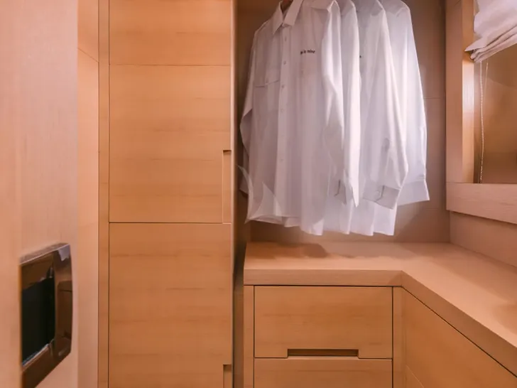 SEAS THE DAY Posillipo Technema 85 - master cabin walk-in closet SEAS THE DAY Posillipo Technema 85 - master cabin walk-in closet