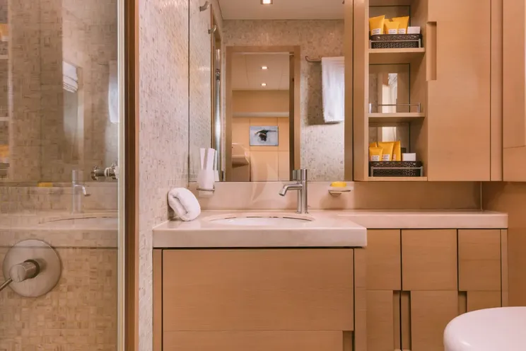 Charter Yacht SEAS THE DAY - Posillipo Technema 85 - 4 Cabins - Athens - Mykonos - Paros - Cyclades - Greece