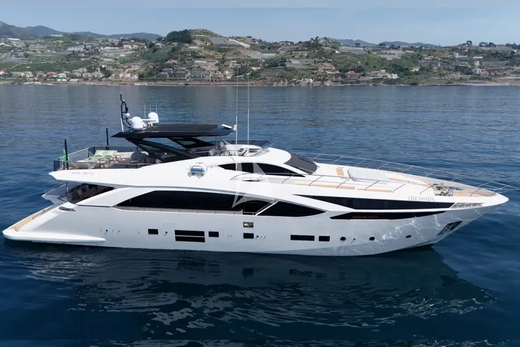 Charter Yacht SEATALY - Amer Cento Quad - 5 Cabins - Porto Cervo - La Maddalena - Sardinia - Italy