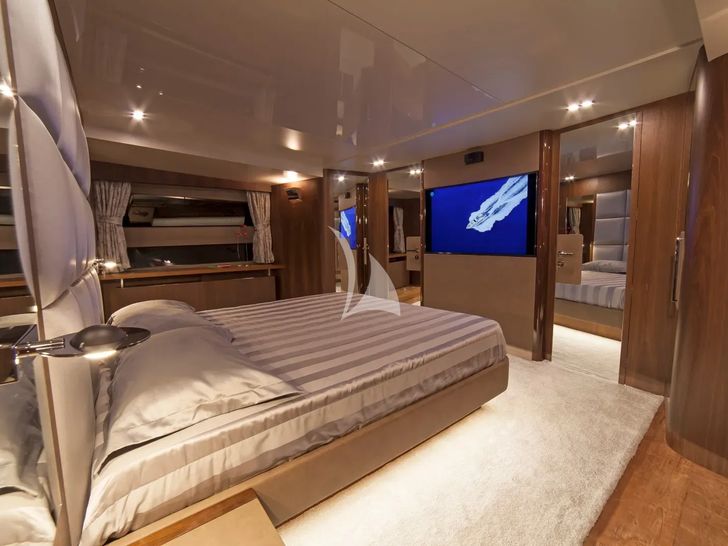 SEATALY Amer Cento Quad - master cabin SEATALY Amer Cento Quad - master cabin
