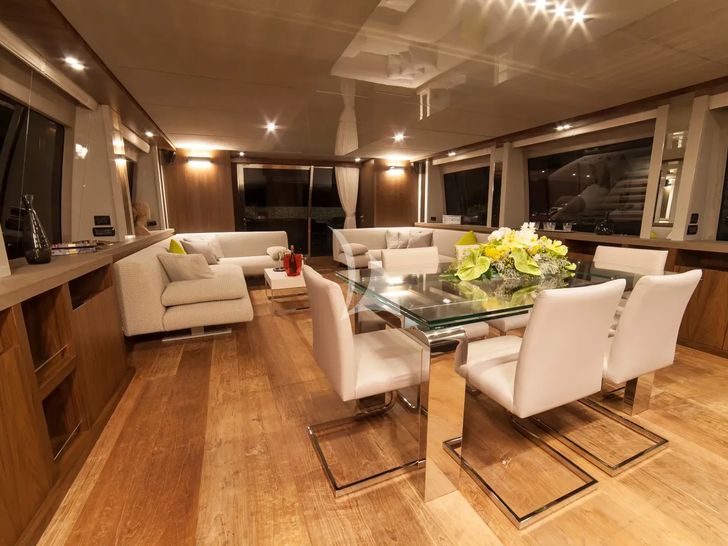 SEATALY Amer Cento Quad - saloon and dining area SEATALY Amer Cento Quad - saloon and dining area