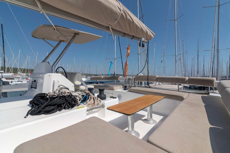 Charter Yacht SEAVEN - Dufour 48 - 5 Cabins - Split - Dubrovnik - Hvar - Croatia