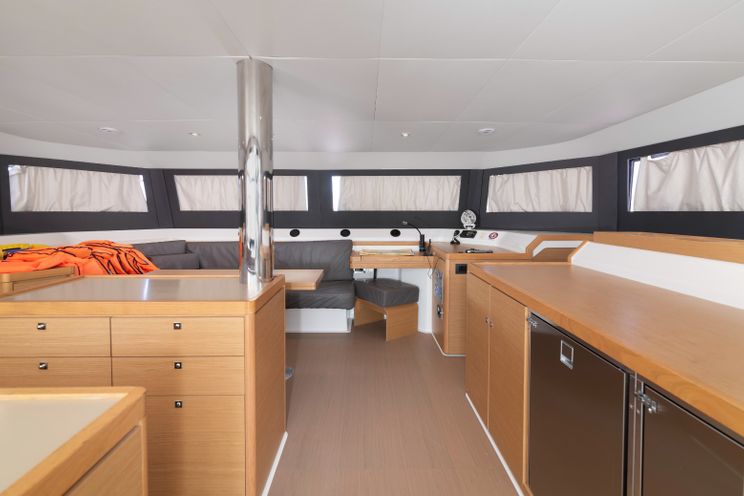 Charter Yacht SEAVEN - Dufour 48 - 5 Cabins - Split - Dubrovnik - Hvar - Croatia