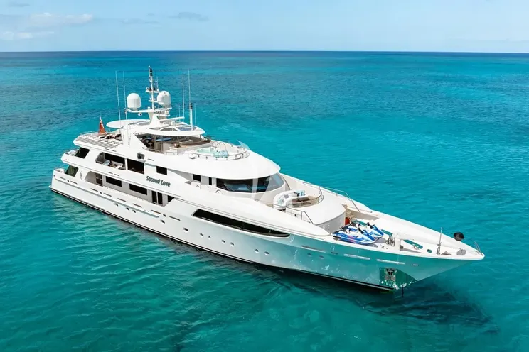 Charter Yacht SECOND LOVE - Westport W164 - 6 Cabins - Nassau - Exumas - Bahamas