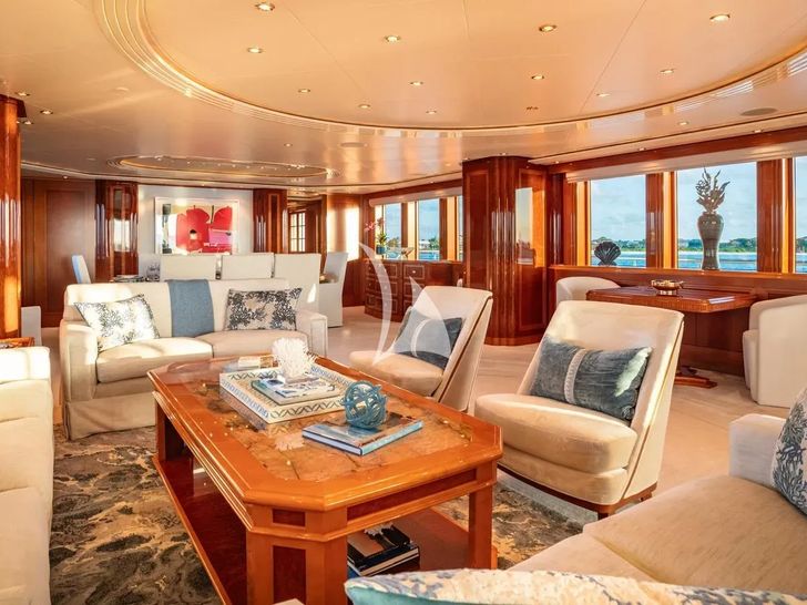 SECOND LOVE Westport W164 - main saloon SECOND LOVE Westport W164 - main saloon