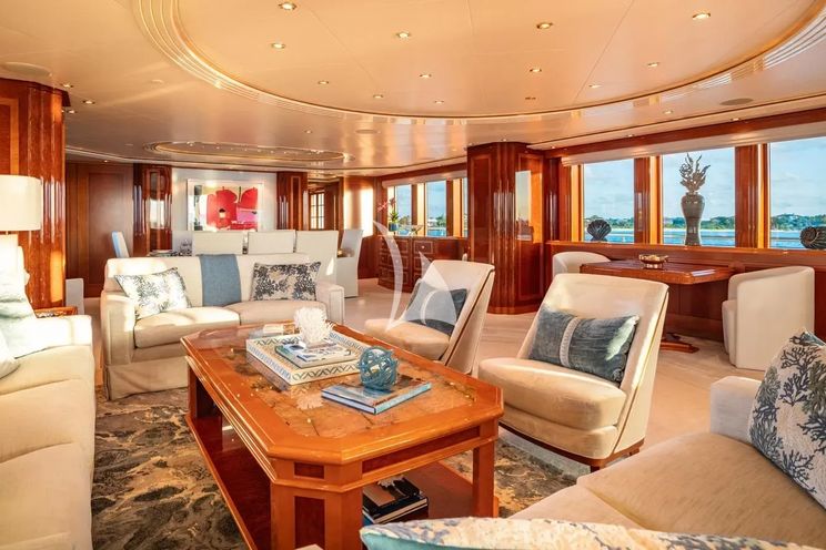 Charter Yacht SECOND LOVE - Westport W164 - 6 Cabins - Nassau - Exumas - Bahamas