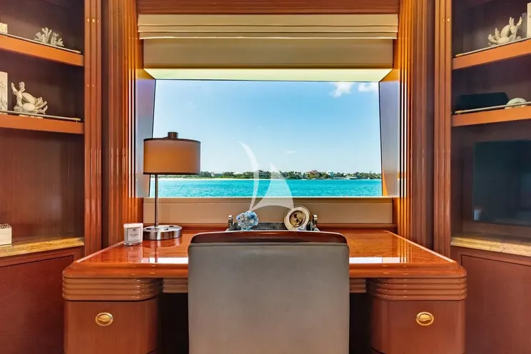Charter Yacht SECOND LOVE - Westport W164 - 6 Cabins - Nassau - Exumas - Bahamas