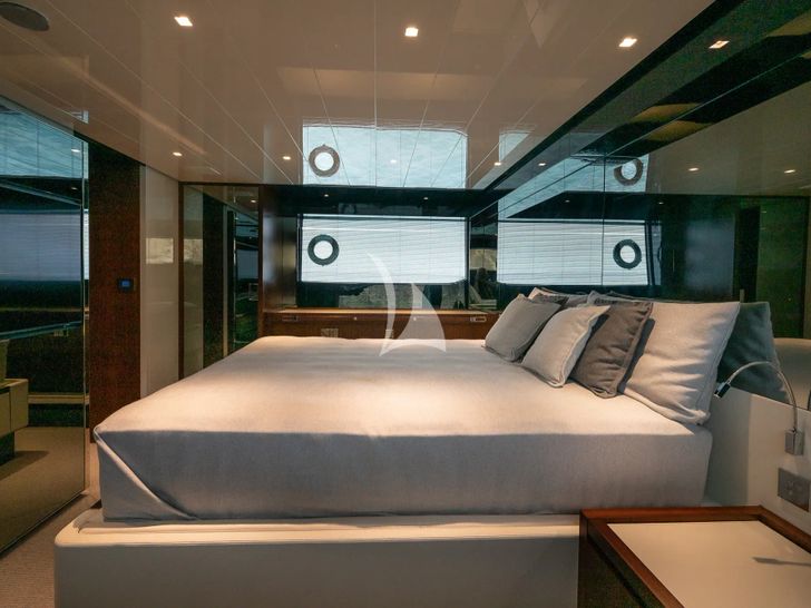 SEDICI Riva 66 Ribelle - master cabin SEDICI Riva 66 Ribelle - master cabin