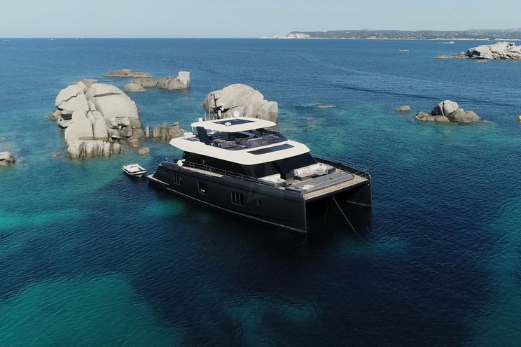 Charter Yacht SEIYA - Sunreef 80 Power - 4 Cabins - Cannes - Monaco - St. Tropez - French Riviera