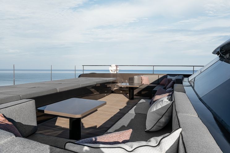 Charter Yacht SEIYA - Sunreef 80 Power - 4 Cabins - Cannes - Monaco - St. Tropez - French Riviera