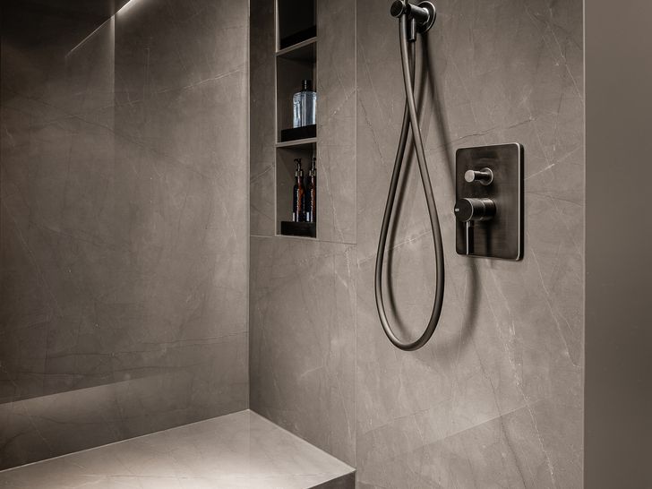 SEIYA Sunreef 80 Power master cabin shower area SEIYA Sunreef 80 Power master cabin shower area