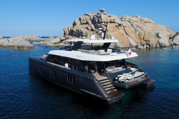 Charter Yacht SEIYA - Sunreef 80 Power - 4 Cabins - Cannes - Monaco - St. Tropez - French Riviera