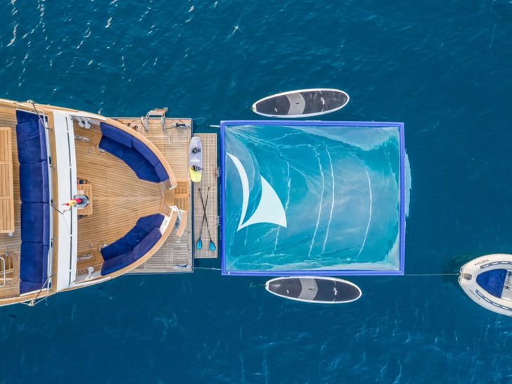 SEMAYA 31m Navetta - water toys SEMAYA 31m Navetta - water toys