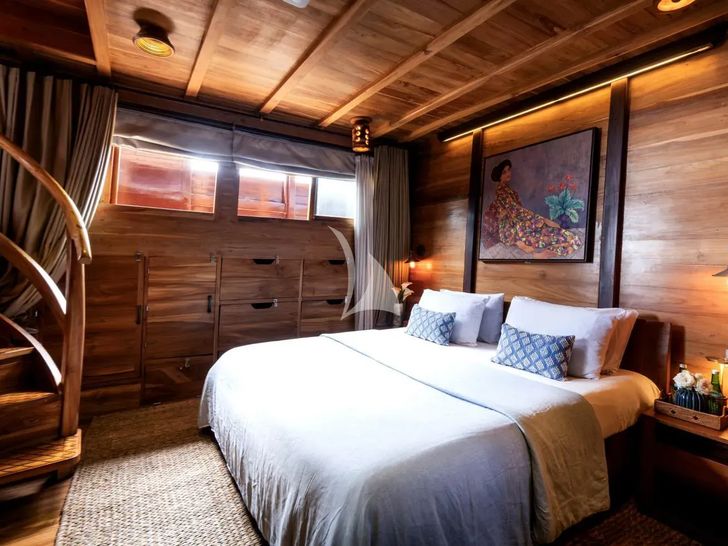 SEQUOIA Phinisi 30m - VIP cabin 1 SEQUOIA Phinisi 30m - VIP cabin 1