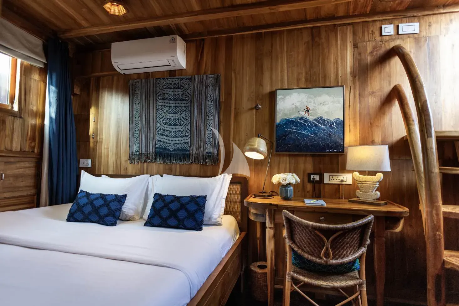 Charter Yacht SEQUOIA - Phinisi 30m - 3 Cabins - Labuan Bajo - Komodo - Raja Ampat - Indonesia