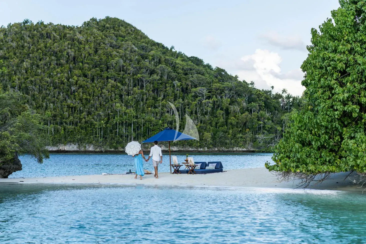 Charter Yacht SEQUOIA - Phinisi 30m - 3 Cabins - Labuan Bajo - Komodo - Raja Ampat - Indonesia