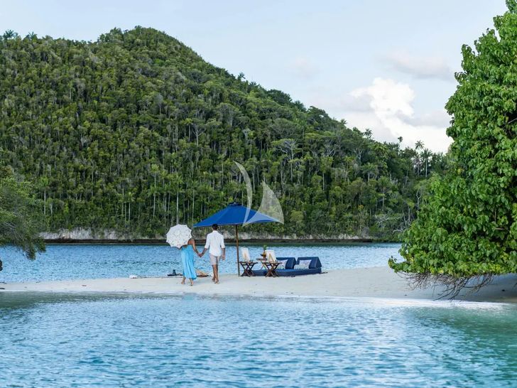 SEQUOIA Phinisi 30m - beach set up SEQUOIA Phinisi 30m - beach set up