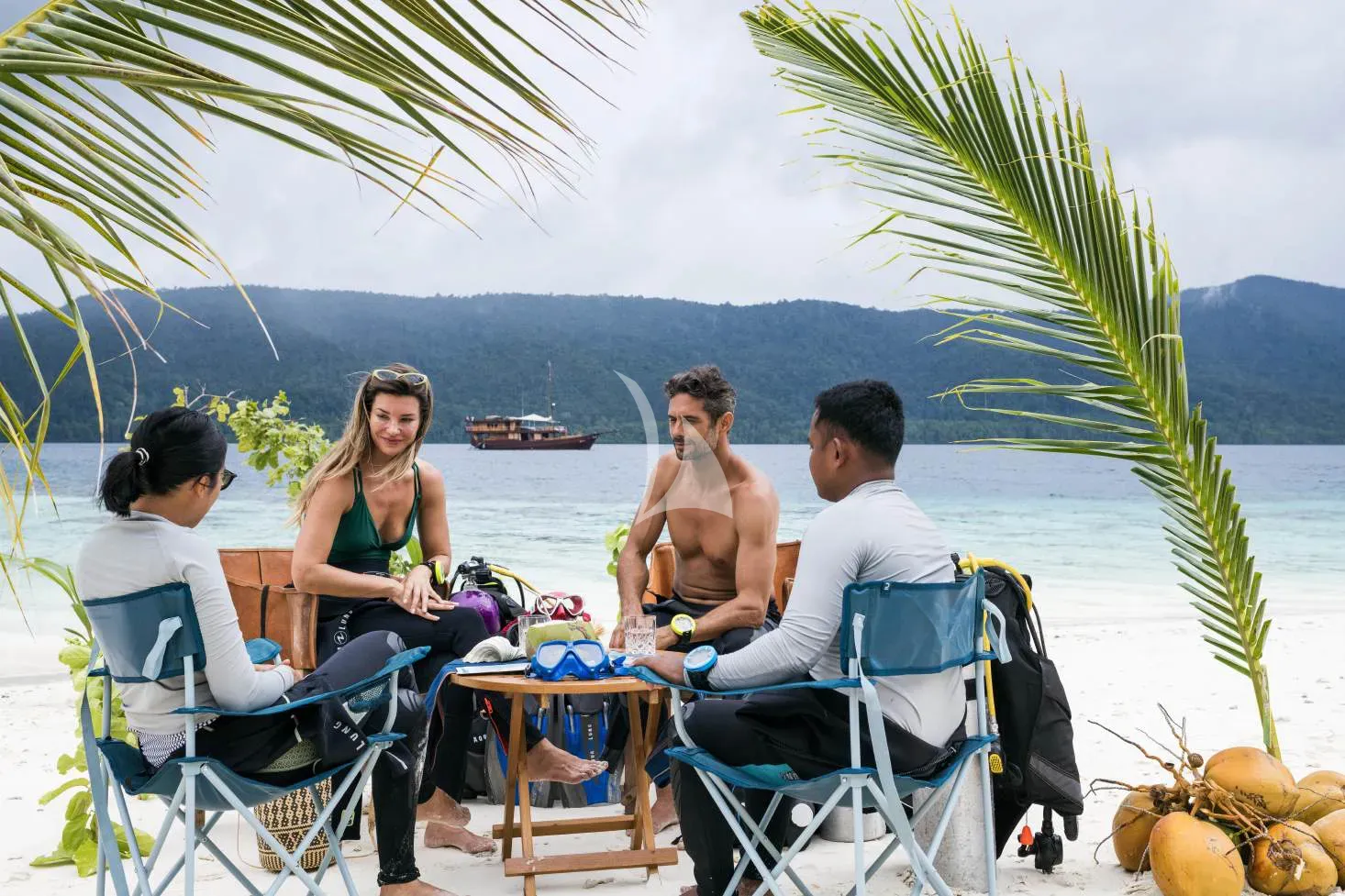 Charter Yacht SEQUOIA - Phinisi 30m - 3 Cabins - Labuan Bajo - Komodo - Raja Ampat - Indonesia