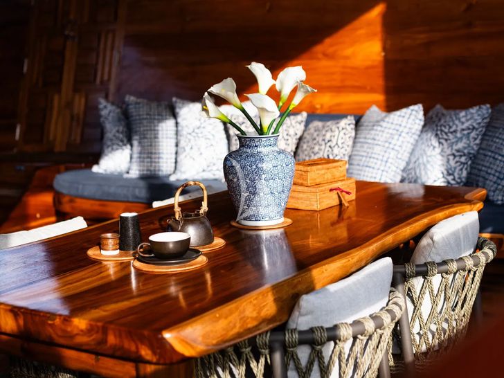 SEQUOIA Phinisi 30m - main saloon dining area SEQUOIA Phinisi 30m - main saloon dining area