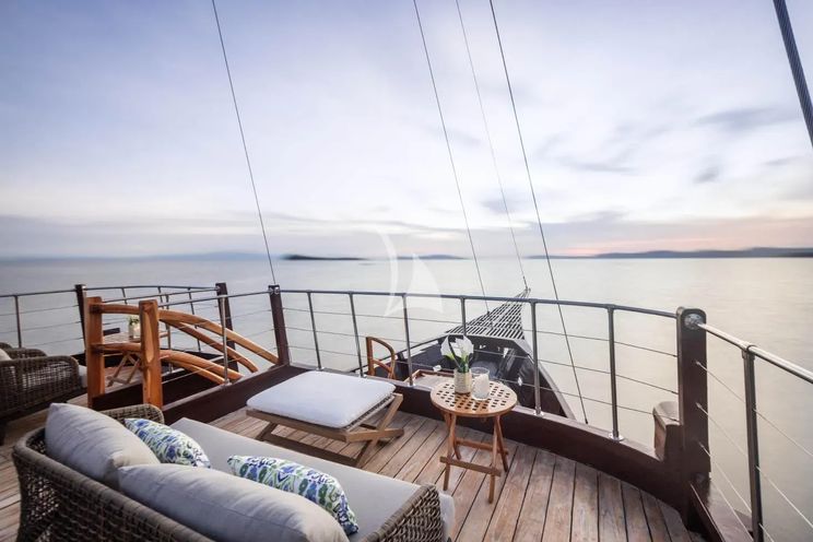 Charter Yacht SEQUOIA - Phinisi 30m - 3 Cabins - Labuan Bajo - Komodo - Raja Ampat - Indonesia