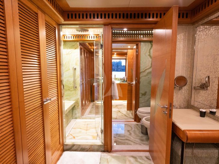 SERENITY IAG 133 Master Suite Bathroom SERENITY IAG 133 Master Suite Bathroom