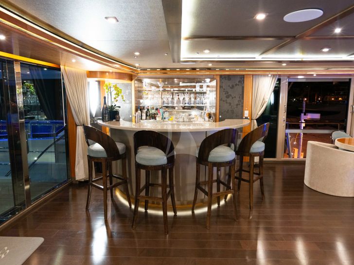 SERENITY IAG 133 Skylounge Bar SERENITY IAG 133 Skylounge Bar