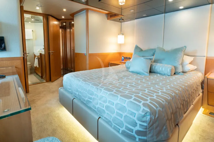 Charter Yacht SERENITY - IAG Yachts 133 - 6 Cabins - Bahamas - Florida - Miami - Nassau
