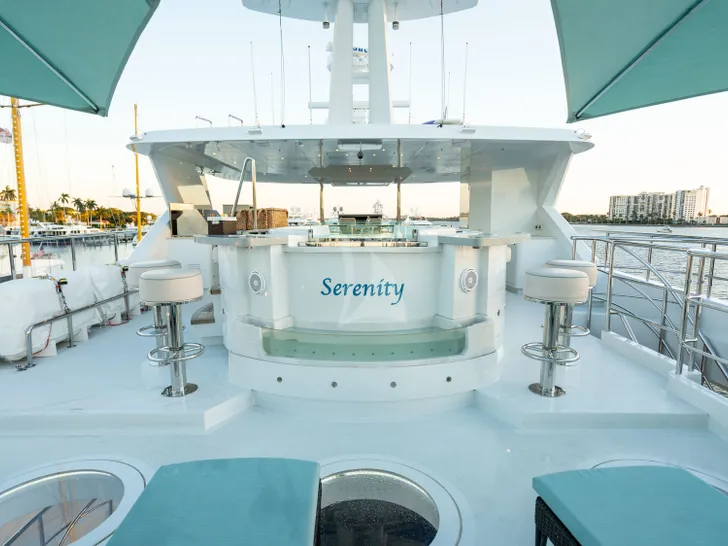 SERENITY IAG 133 Sundeck SERENITY IAG 133 Sundeck