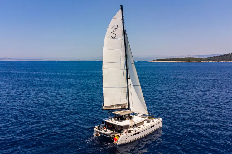 Charter Yacht SERENITY - Lagoon 52F - 5 Cabins - Split - Hvar - Dubrovnik - Trogir - Croatia