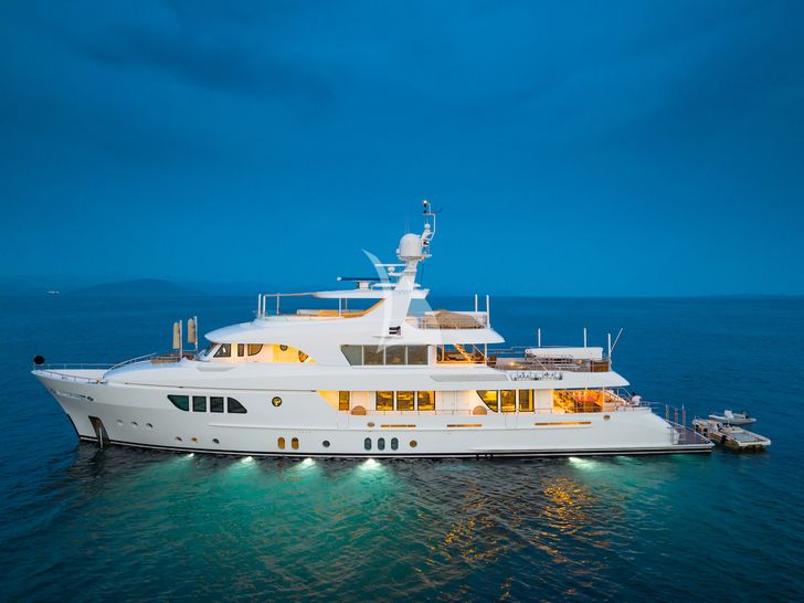 SERENITY Moonen 41m - anchored at night SERENITY Moonen 41m - anchored at night