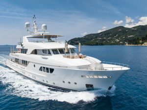 SERENITY - Moonen 41m - 5 Cabins - Athens - Mykonos - Paros - Cyclades - Greece SERENITY - Moonen 41m - 5 Cabins - Athens - Mykonos - Paros - Cyclades - Greece