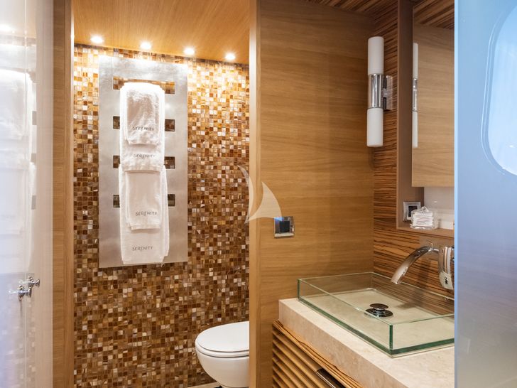 SERENITY Moonen 41m - twin cabin 2 bathroom SERENITY Moonen 41m - twin cabin 2 bathroom