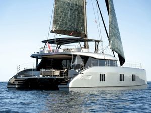 SERENITY - Sunreef 60 - 4 Cabins - Athens - Mykonos - Paros - Cyclades - Greece SERENITY - Sunreef 60 - 4 Cabins - Athens - Mykonos - Paros - Cyclades - Greece