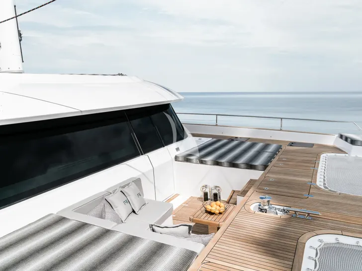 SERENITY Sunreef 60 - foredeck SERENITY Sunreef 60 - foredeck