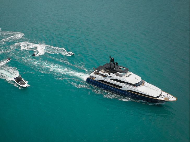 SERENO Benetti Classic 115 - aerial shot with the water sports equipment SERENO Benetti Classic 115 - aerial shot with the water sports equipment