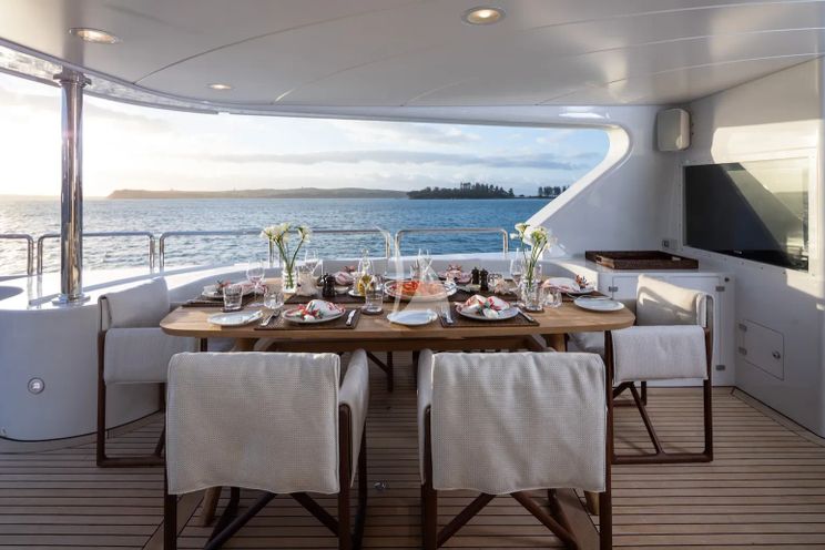 Charter Yacht SERENO - Benetti Classic 115 - 5 Cabins - Cannes - St Tropez - Nice - Antibes - French Riviera - Monaco