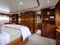 SERENO Benetti Classic 115 - master cabin bed SERENO Benetti Classic 115 - master cabin bed